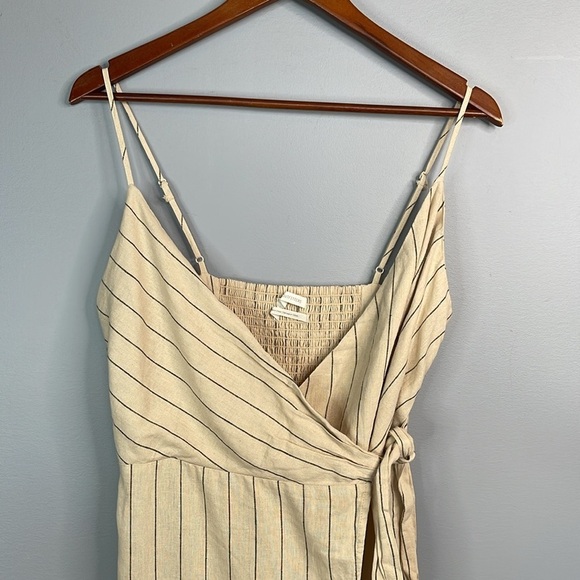 Urban Outfitters Quebec Beige Stripe Linen Blend Side Tie Midi Wrap Dress Size M - Picture 3 of 14